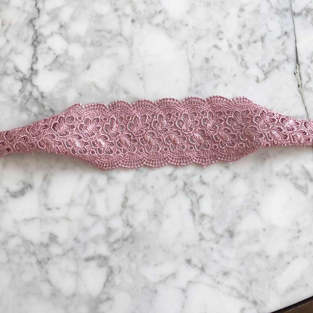 Two chokers SOLD - Picture 4 of 7